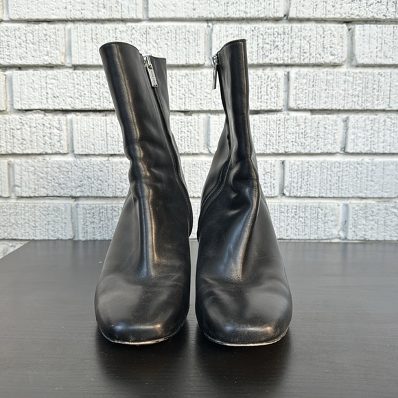 Michael Kors size 11 black ankle boots - Picture 5 of 11